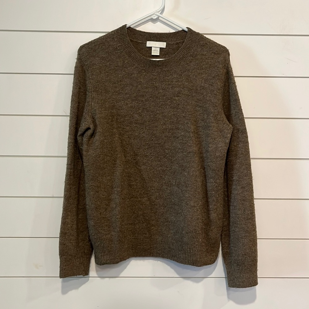H&M pull-over sweater